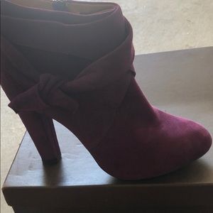 Ellie Tahari suede ankle boots